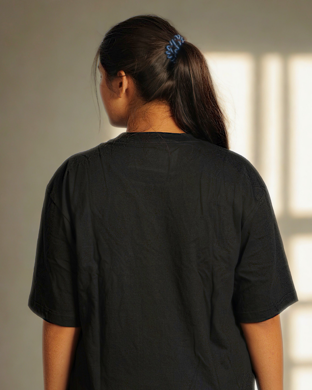 Women’s Black Drop Shoulder T-Shirt – Oversize Fit