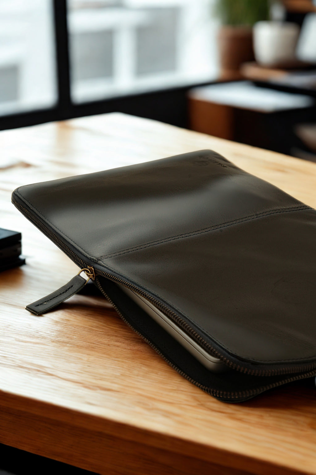 Macbook Sleeves with Chain 14 inch