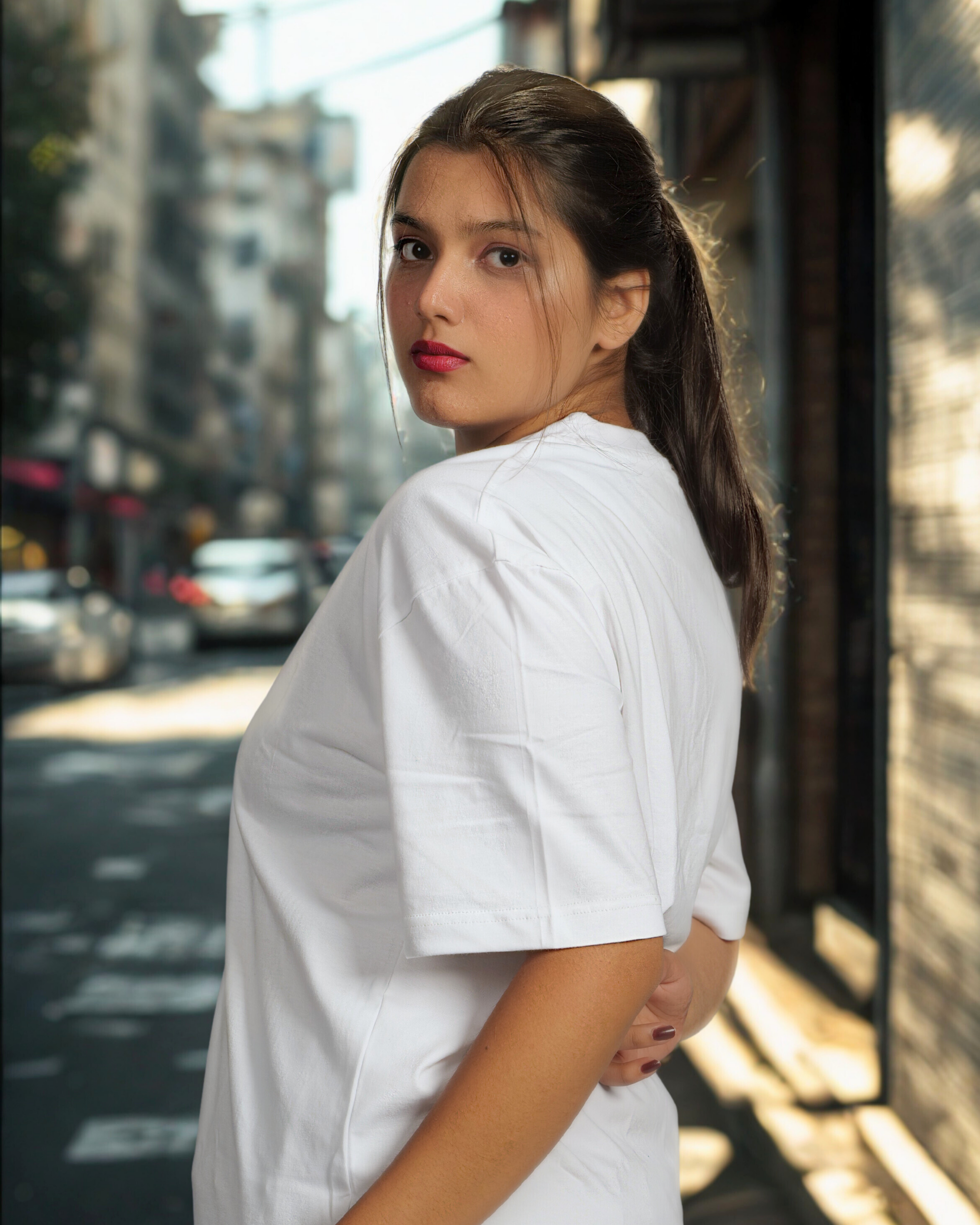 Women’s White Drop Shoulder T-Shirt – Oversize Fit