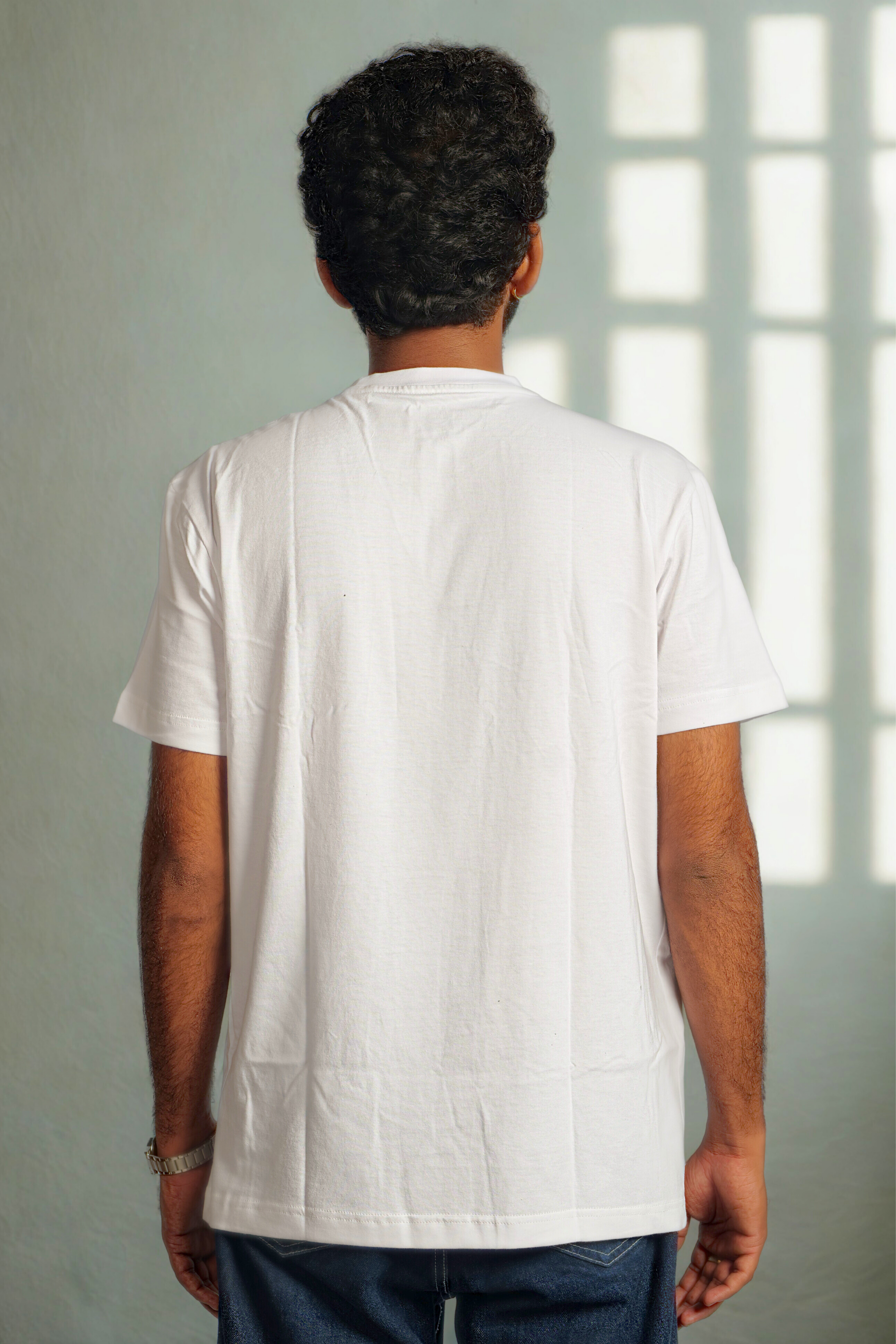 Men’s White Half-Sleeve T-Shirt – Regular Fit